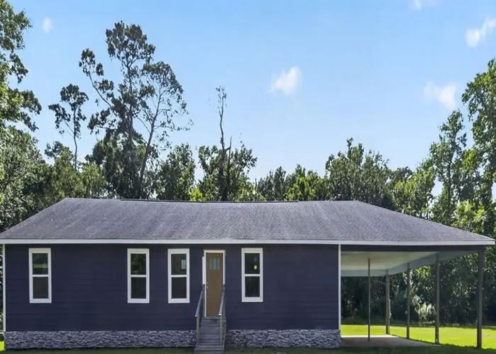 13031 Timberridge Drive, Dayton