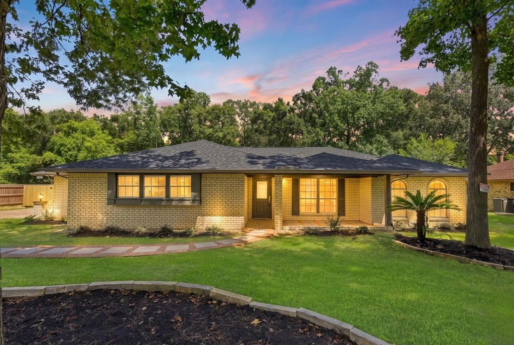 22077 Stoneridge Drive, Porter