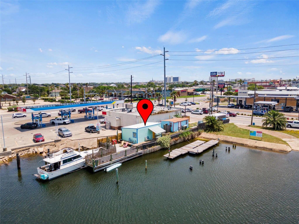 6104 Heards Lane, Galveston