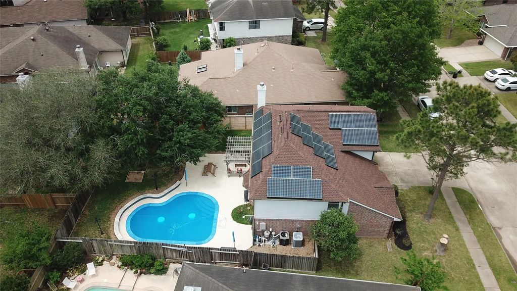 22523 Holly Lake Drive, Katy