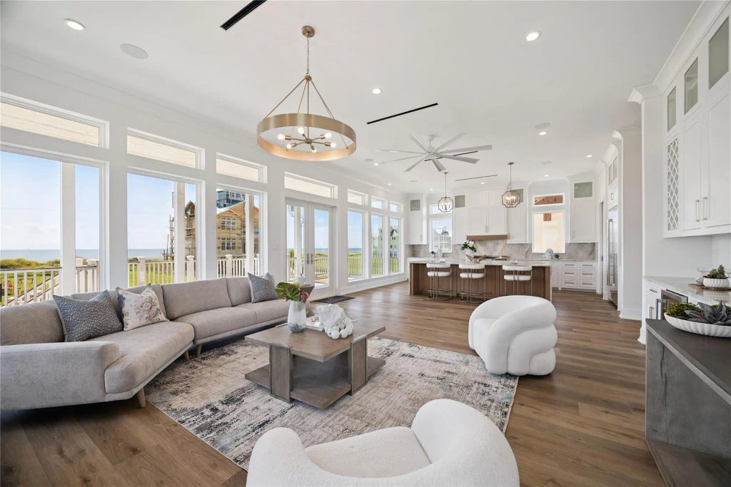 11346 Beachside Drive, Galveston