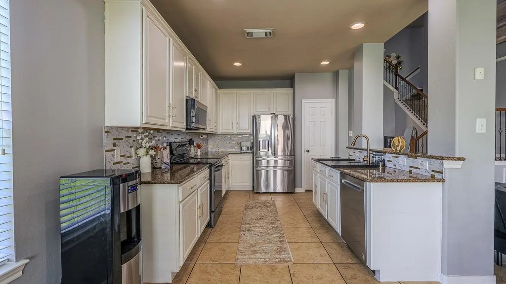 20519 Windsor Trace Lane, Richmond
