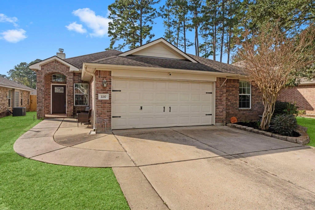 2217 Valley View Crossing, Conroe