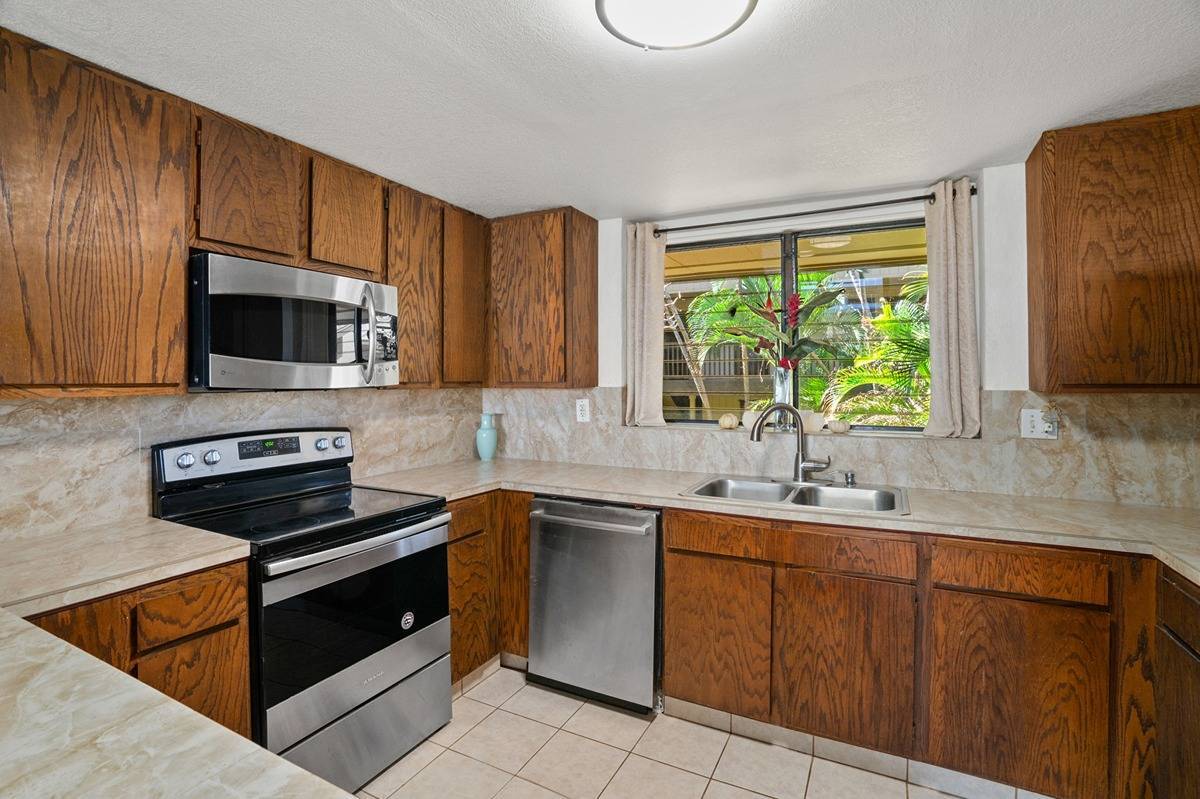 MAKAHUENA 1661 Pee Rd 4203 in WELIWELI HEIGHTS MLS® 707655 For Sale