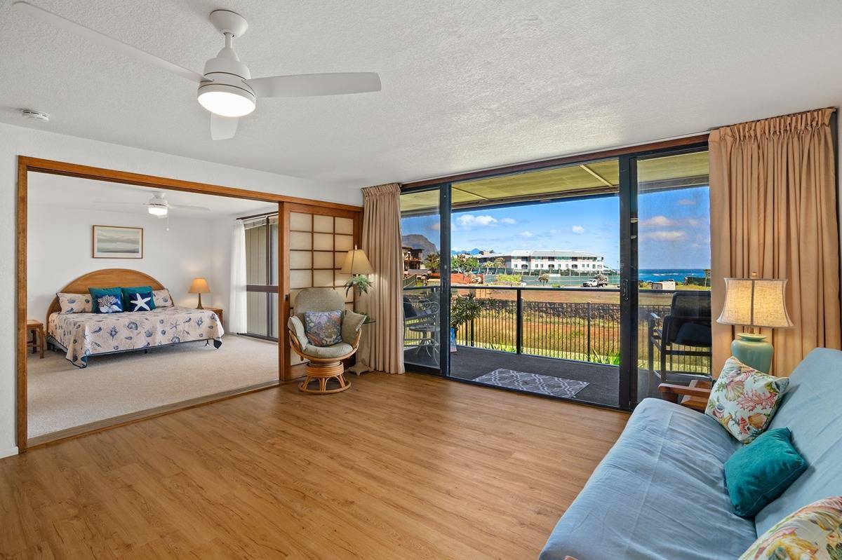 MAKAHUENA 1661 Pee Rd 4203 in WELIWELI HEIGHTS MLS® 707655 For Sale