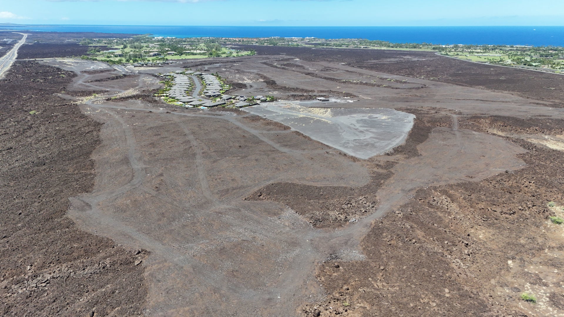 Photo of Listing #715536