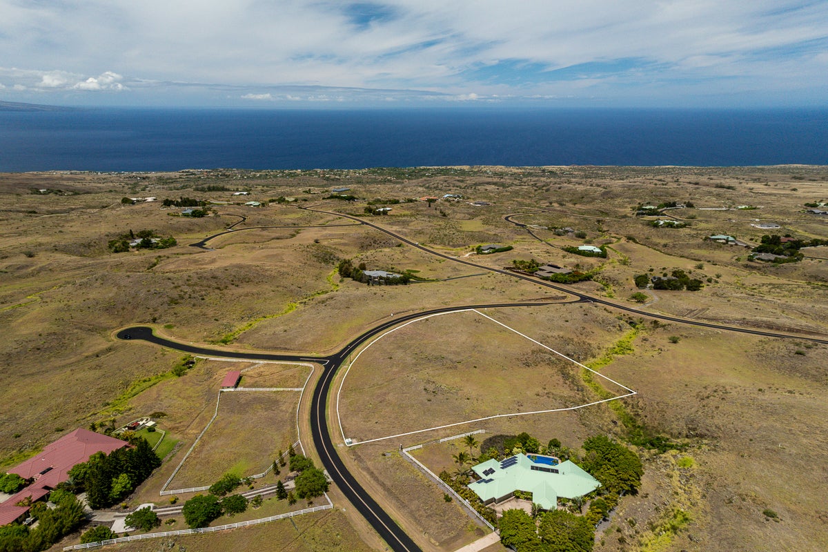 Photo of Listing #722163