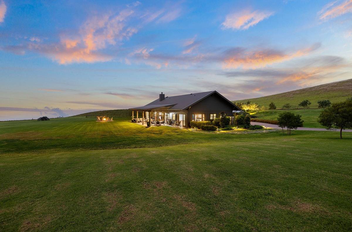 671144 Alulike Rd in WAIKII RANCH MLS® 707216 For Sale 12,000,000