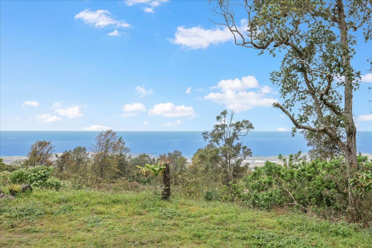 734583 Kukuki St in KALOKO MAUKA SUBDIVISION MLS® 709127 For Sale