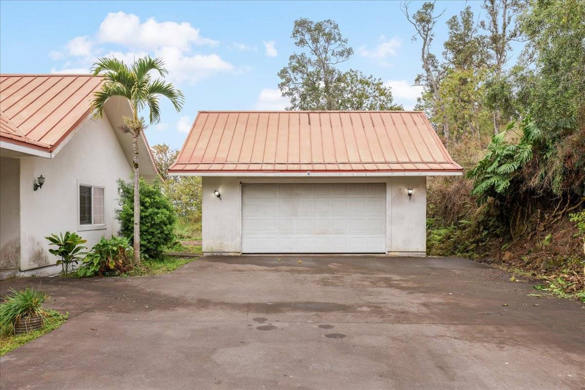 734583 Kukuki St in KALOKO MAUKA SUBDIVISION MLS® 709127 For Sale