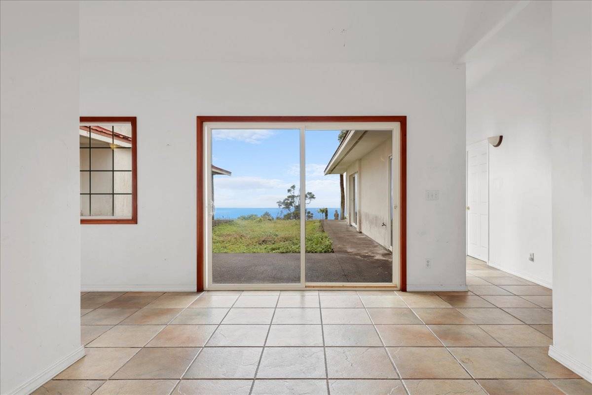 734583 Kukuki St in KALOKO MAUKA SUBDIVISION MLS® 709127 For Sale