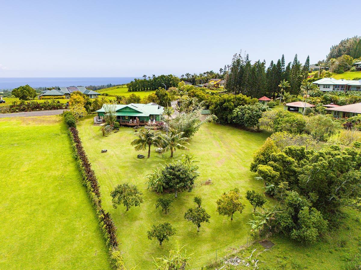 56786 Kualapa Pl in MALIU RIDGE II MLS® 709354 For Sale 1,299,999
