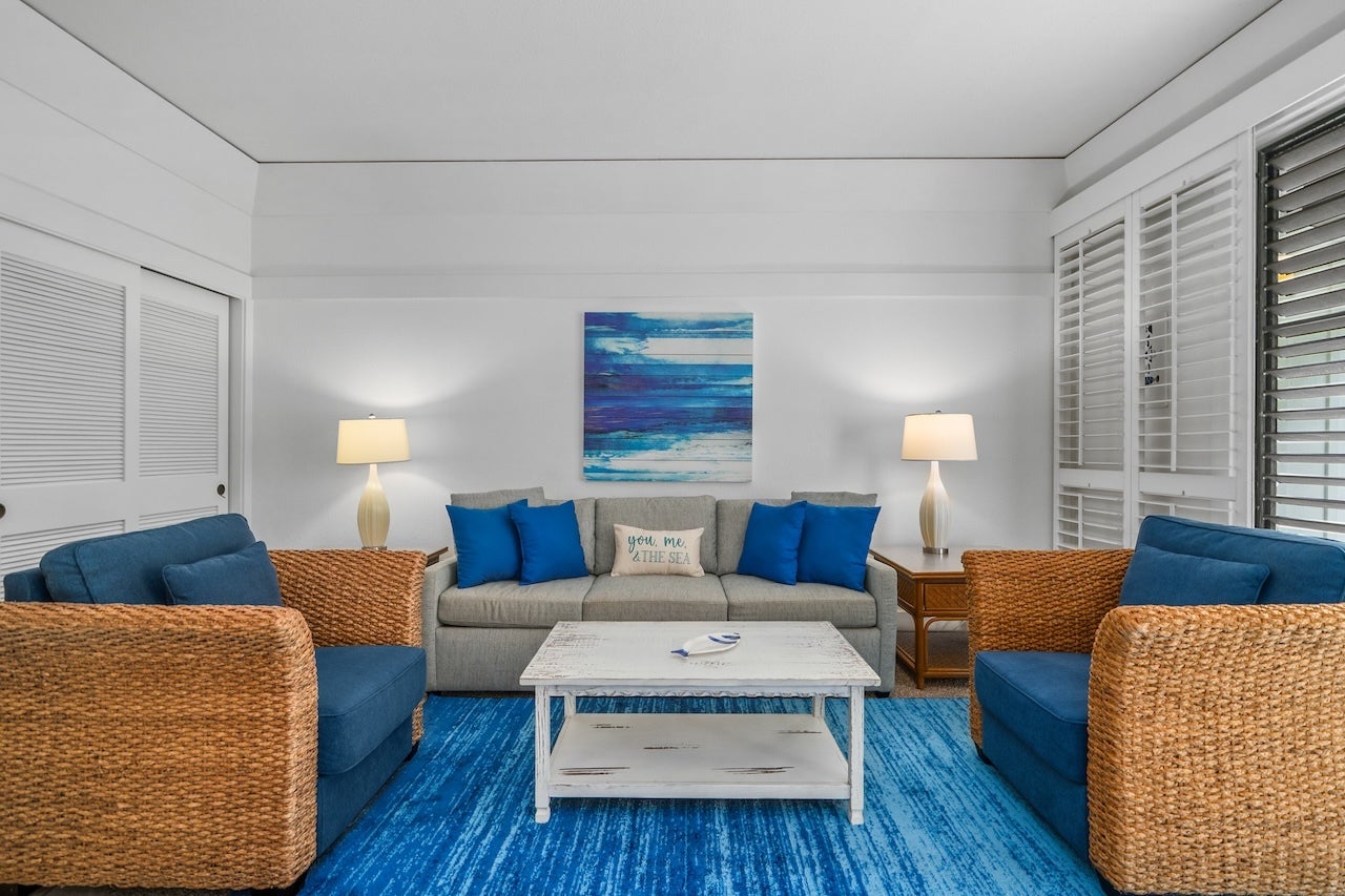 Photo of Listing #720325