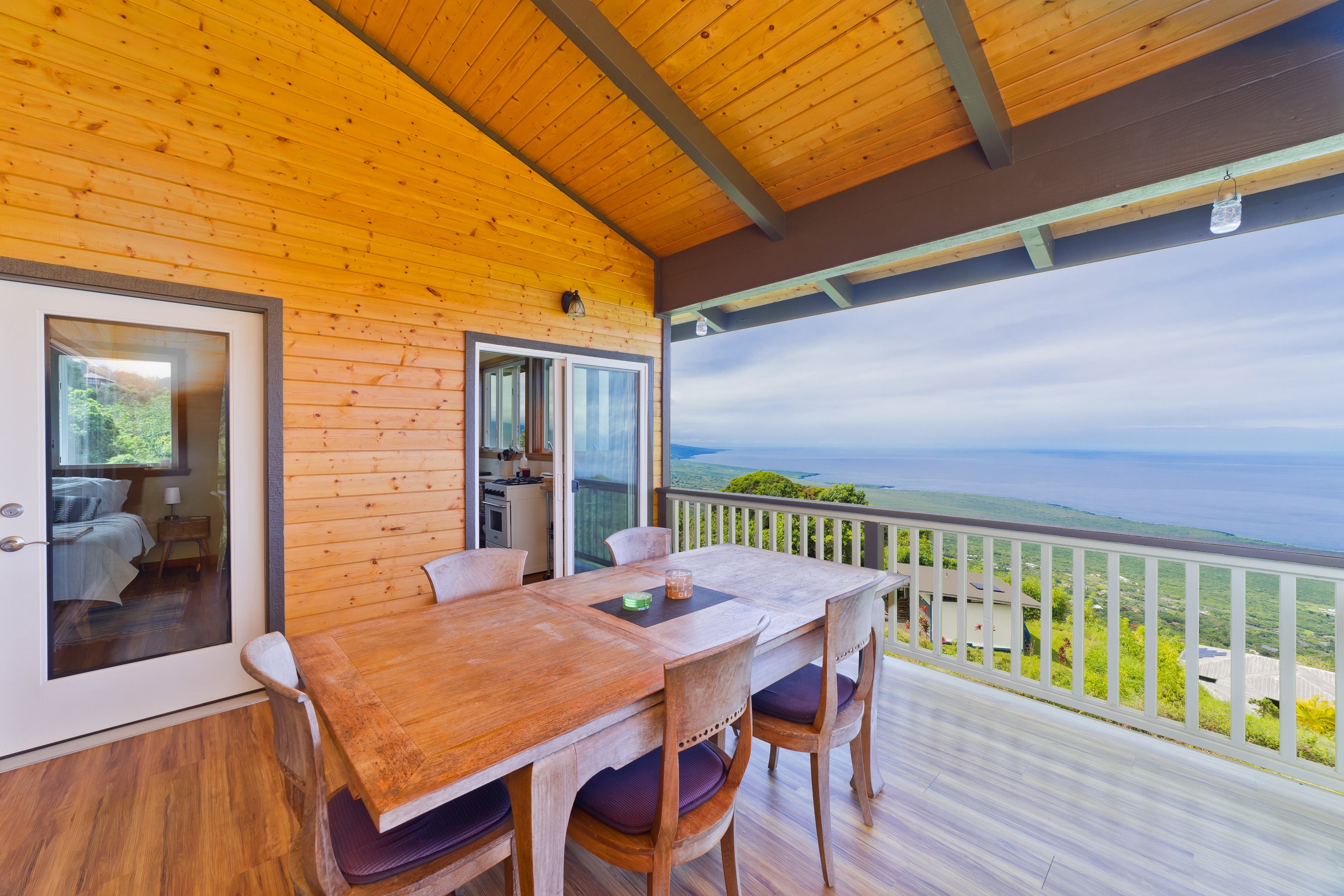 Photo of Listing #722201