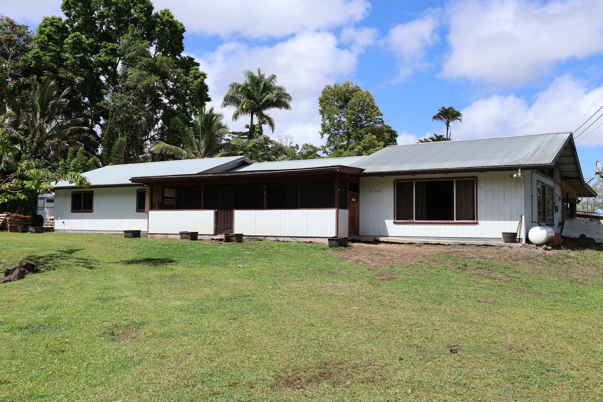 Photo of Listing #723194