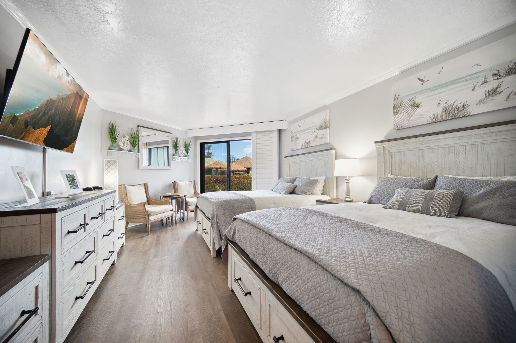 Photo of Listing #723852