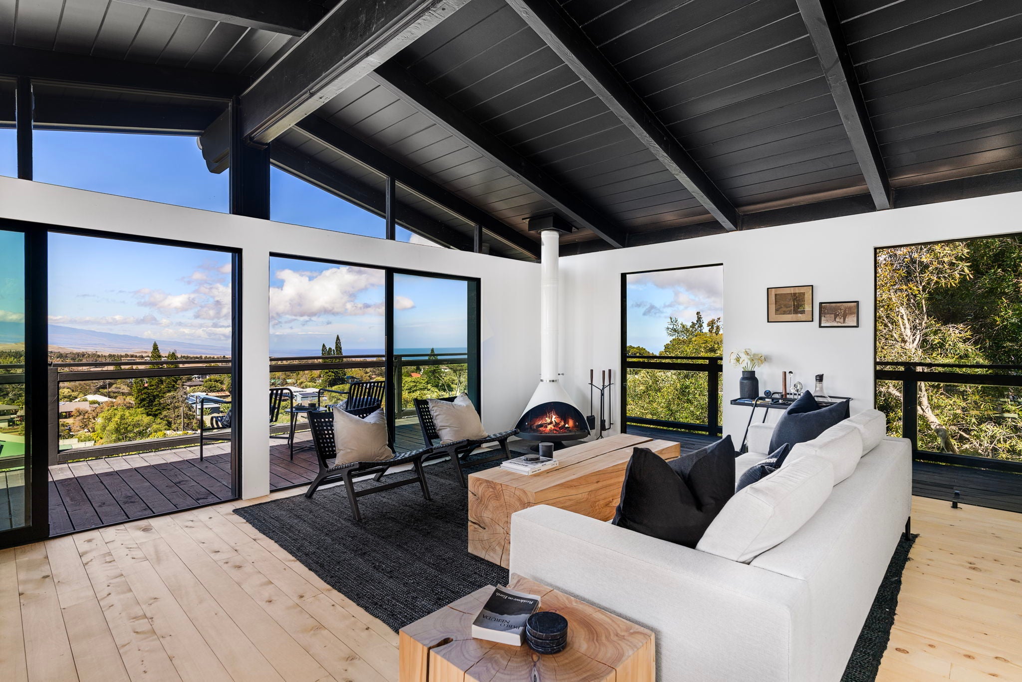 Photo of Listing #724071