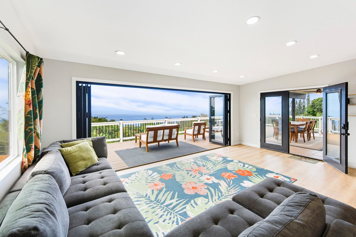 Photo of Listing #724522