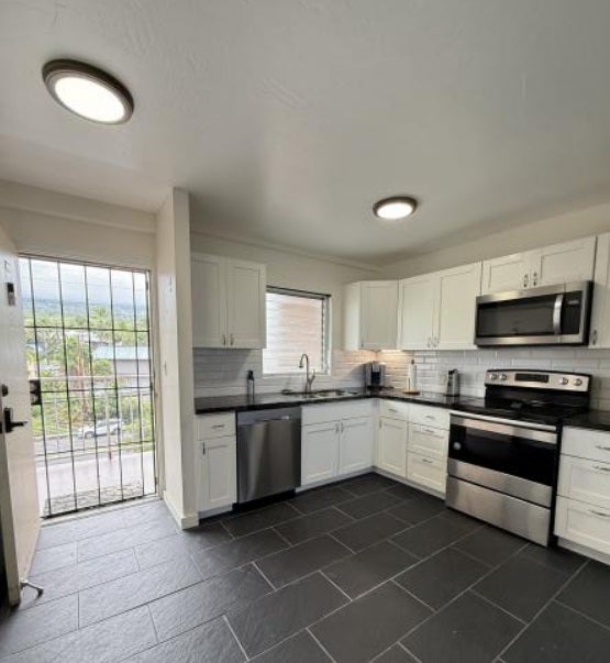 Photo of Listing #724744