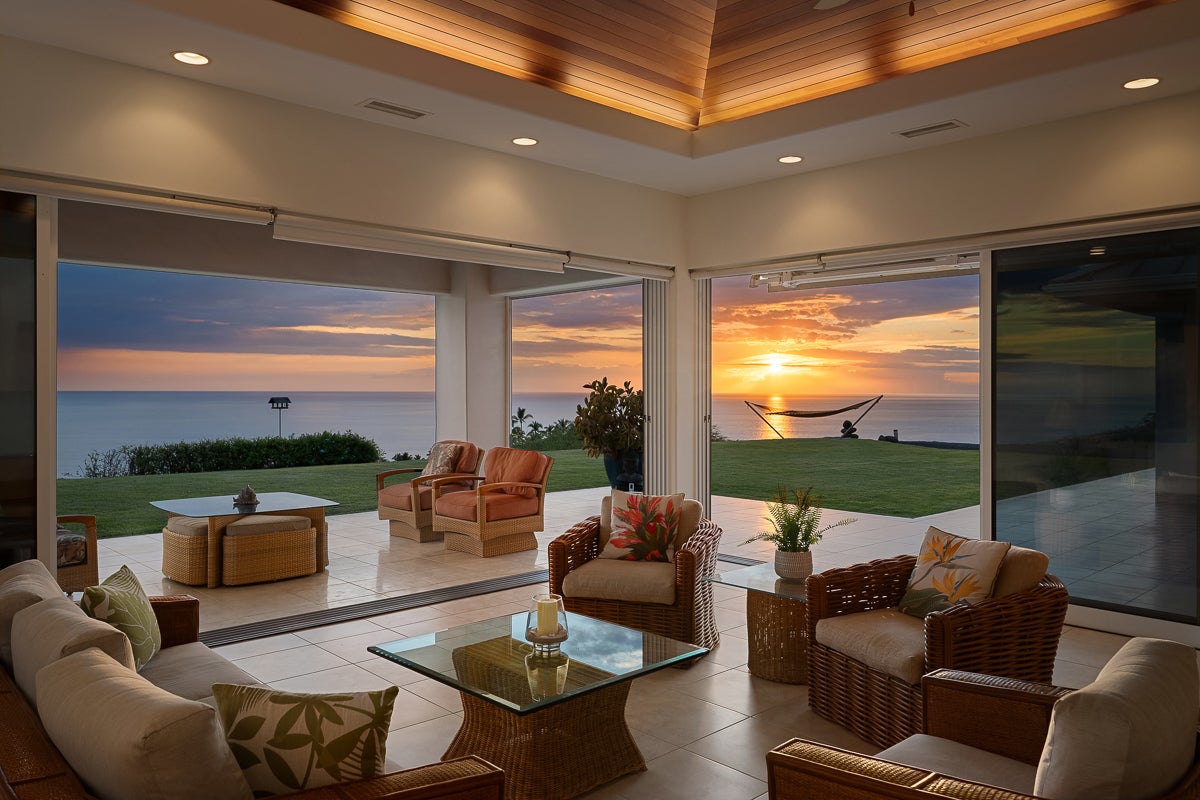 Photo of Listing #724917