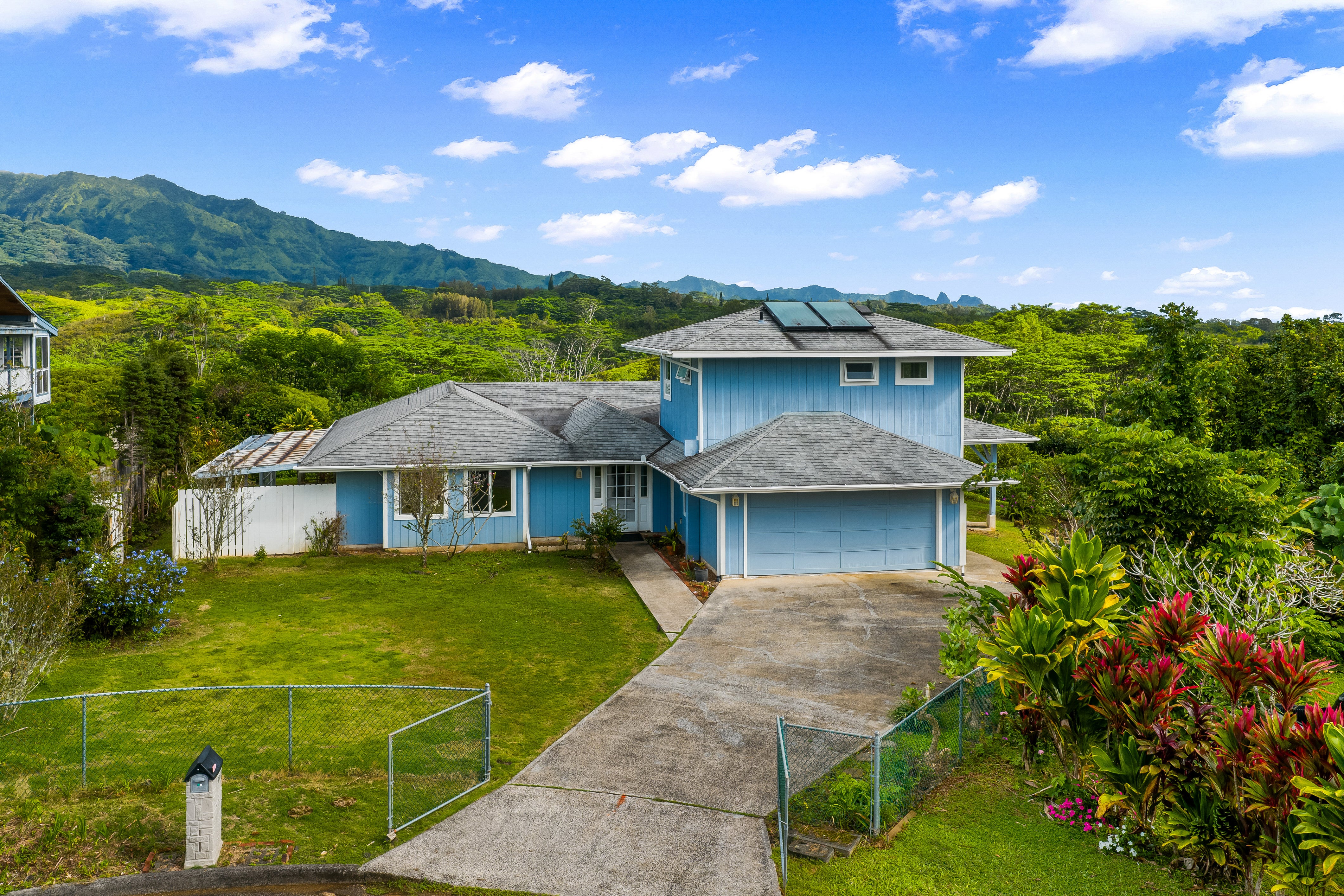 Photo of Listing #725031