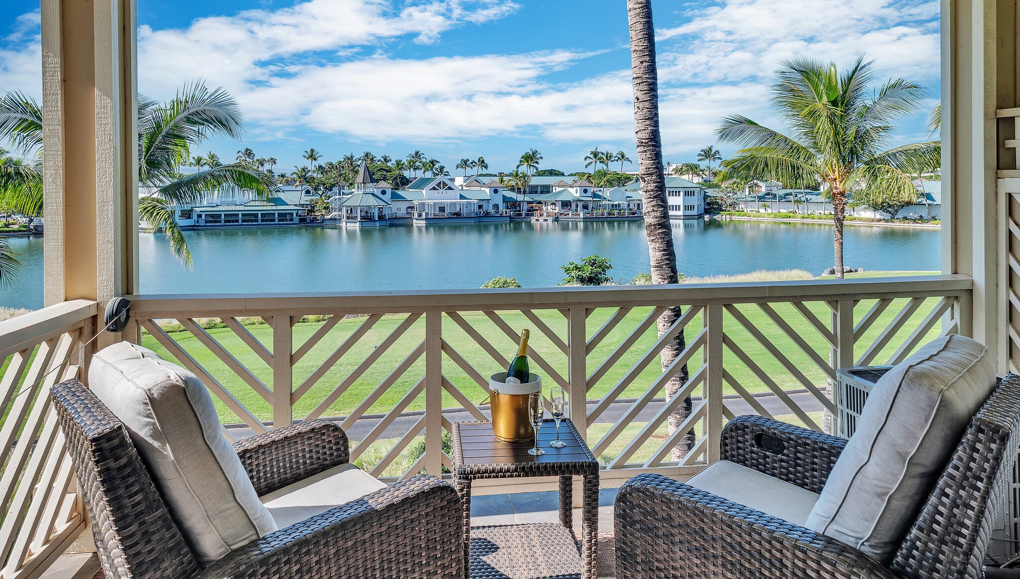 Photo of Listing #725176