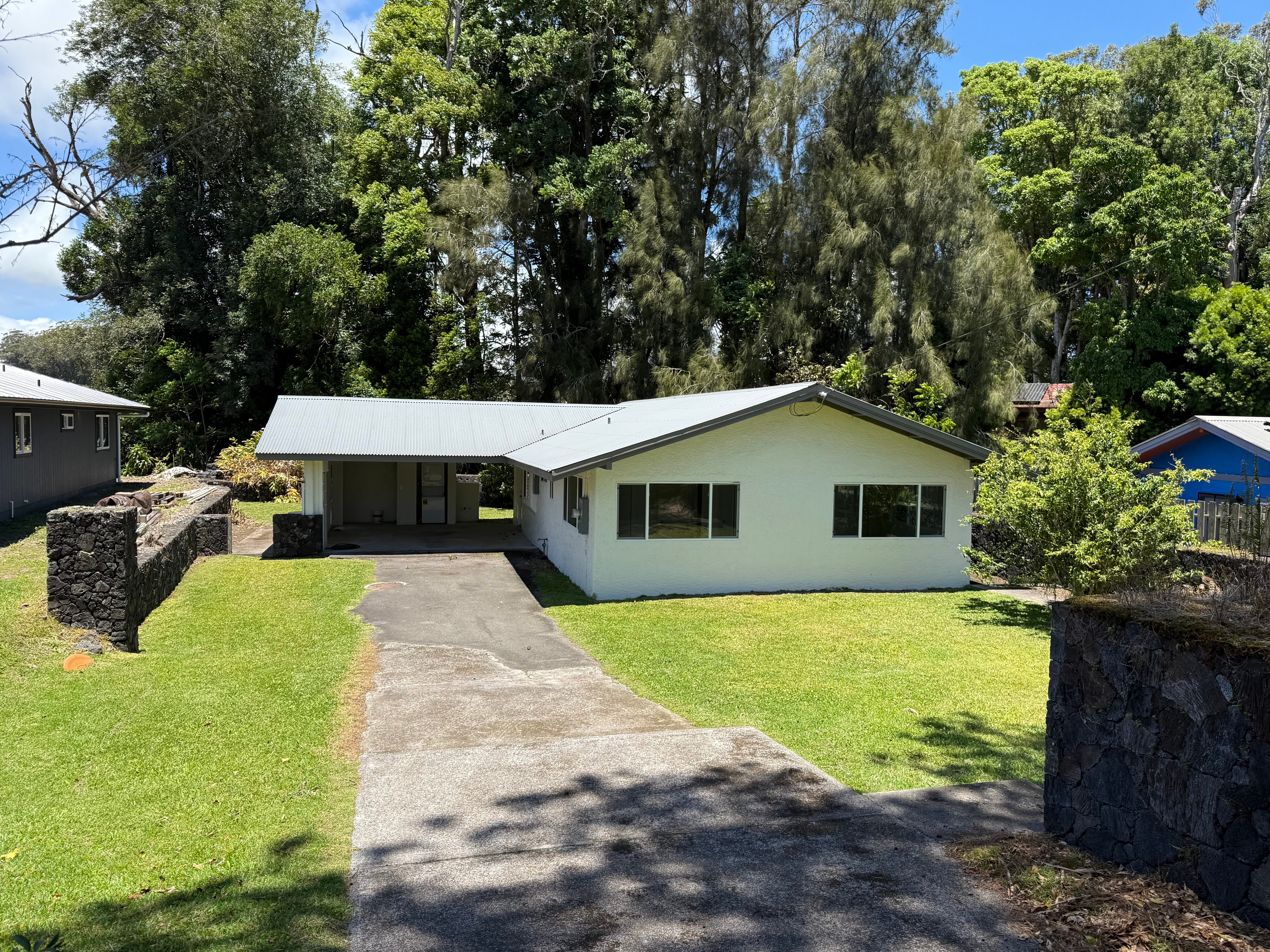 Photo of Listing #725419