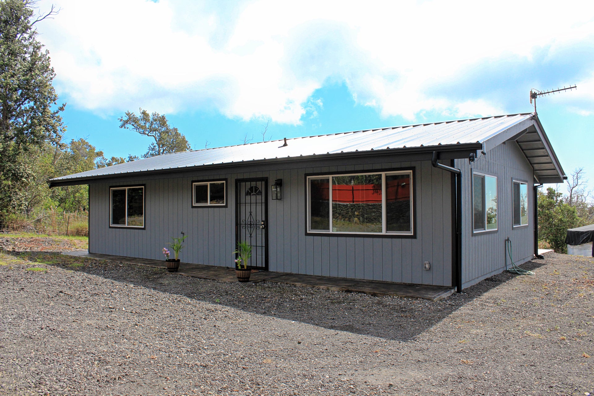 Photo of Listing #726002