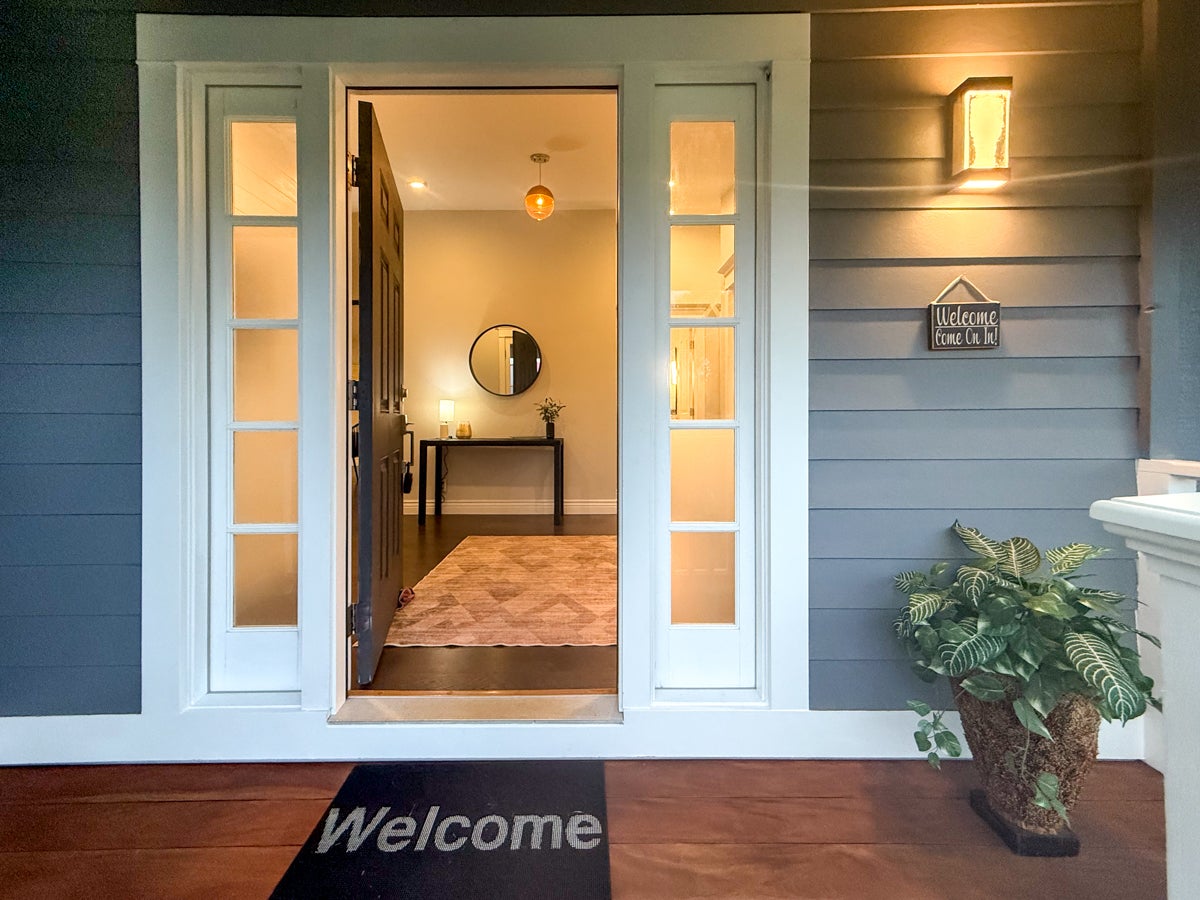 Photo of Listing #726063