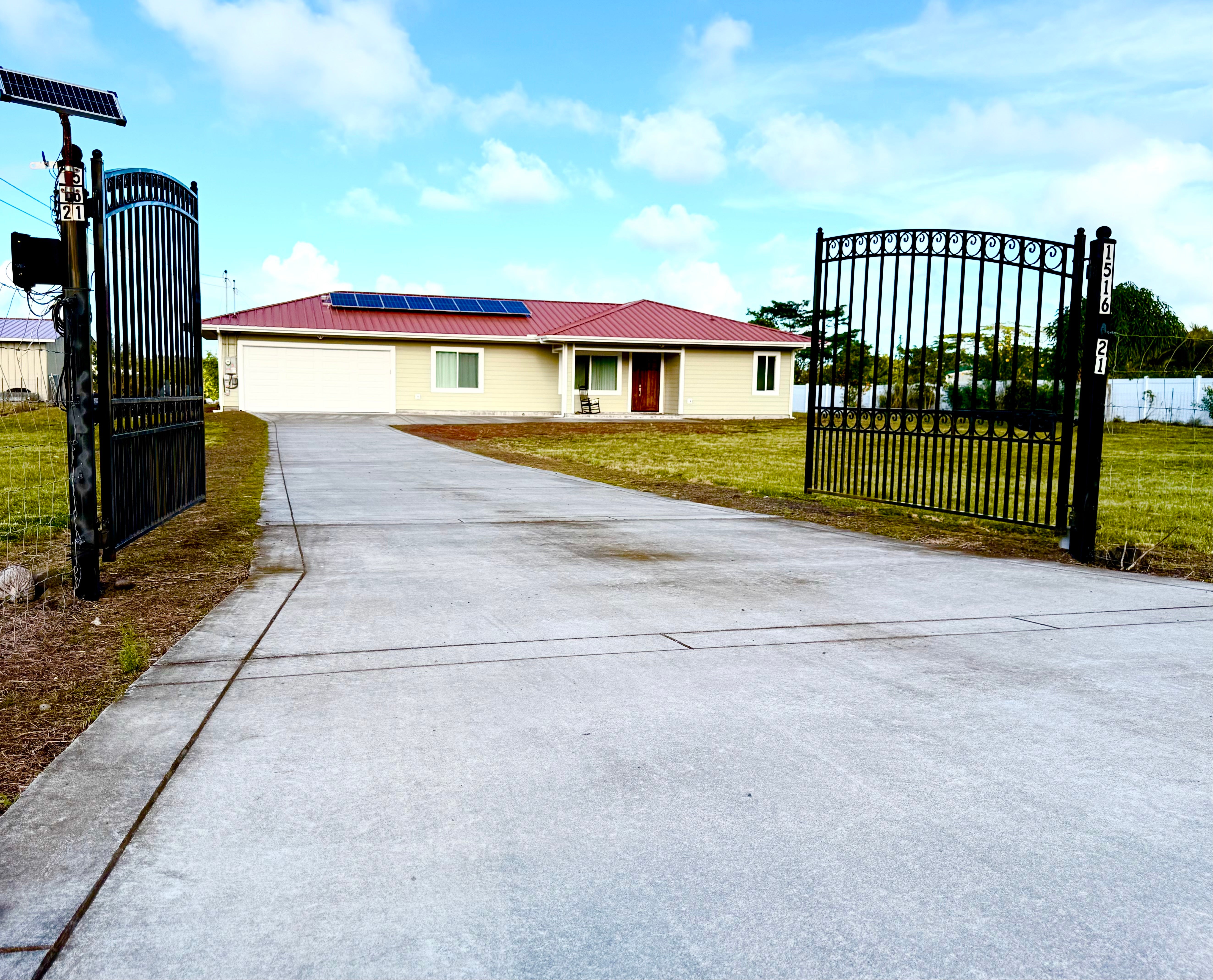 Photo of Listing #726155