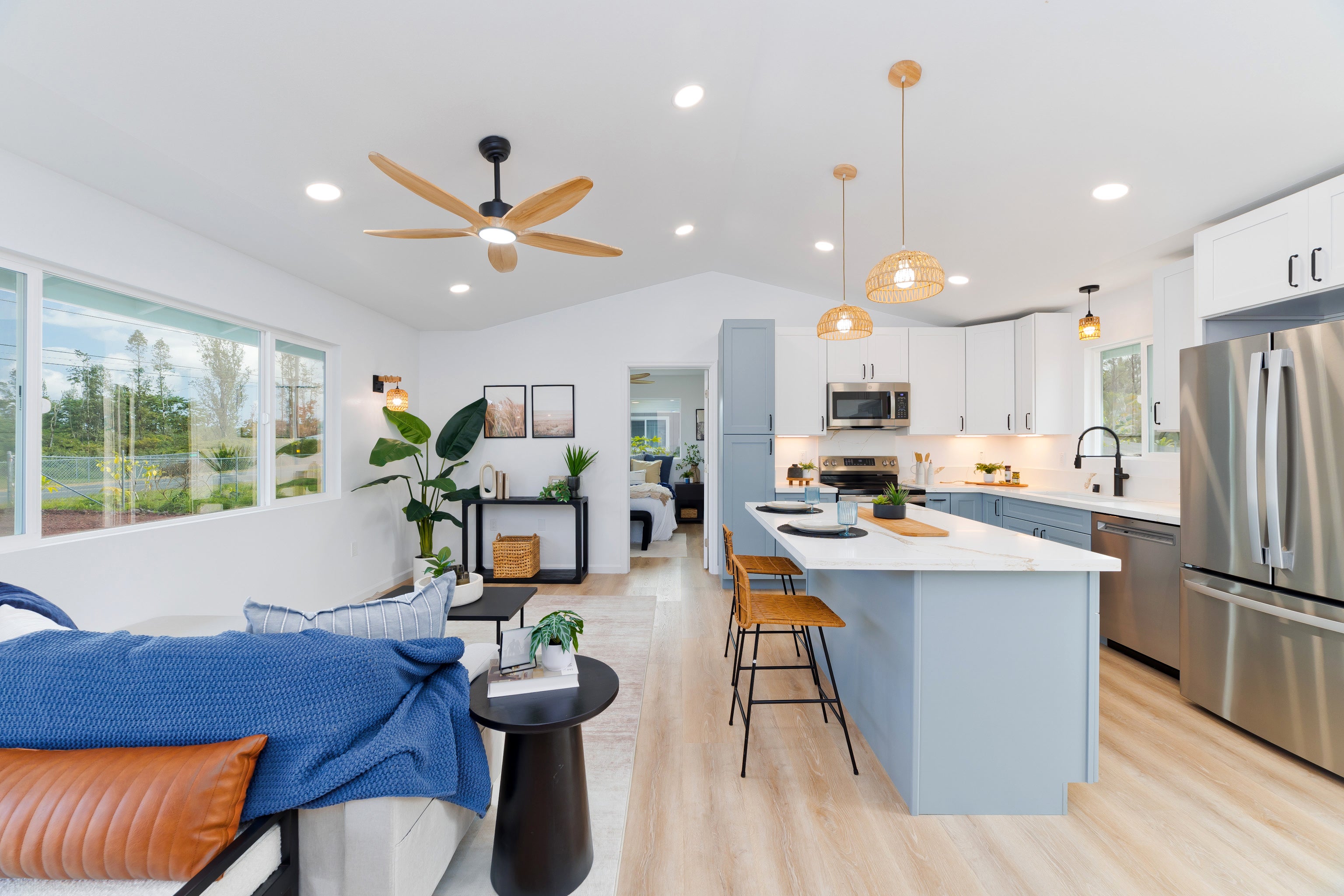 Photo of Listing #727193