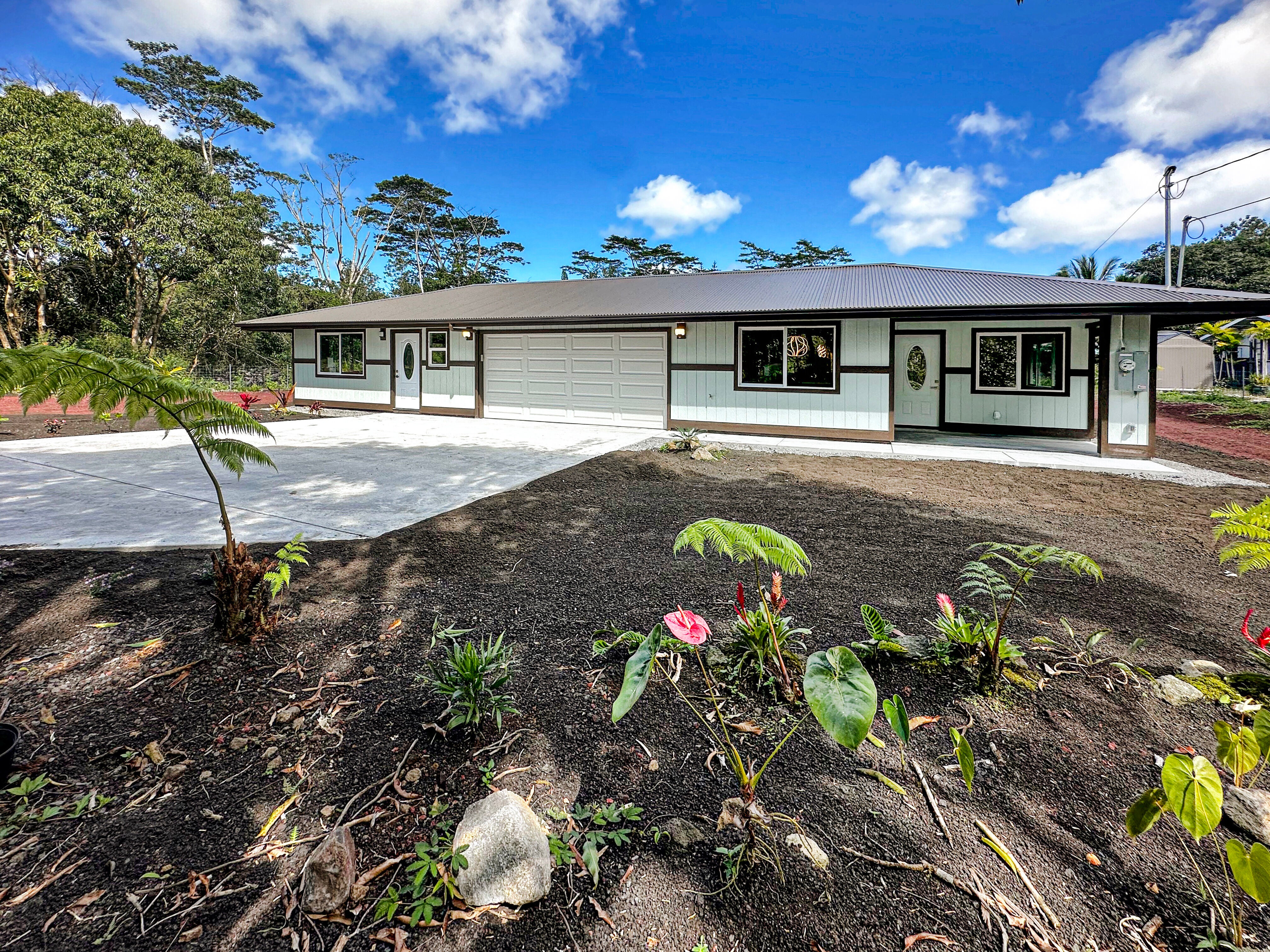 Photo of Listing #727606