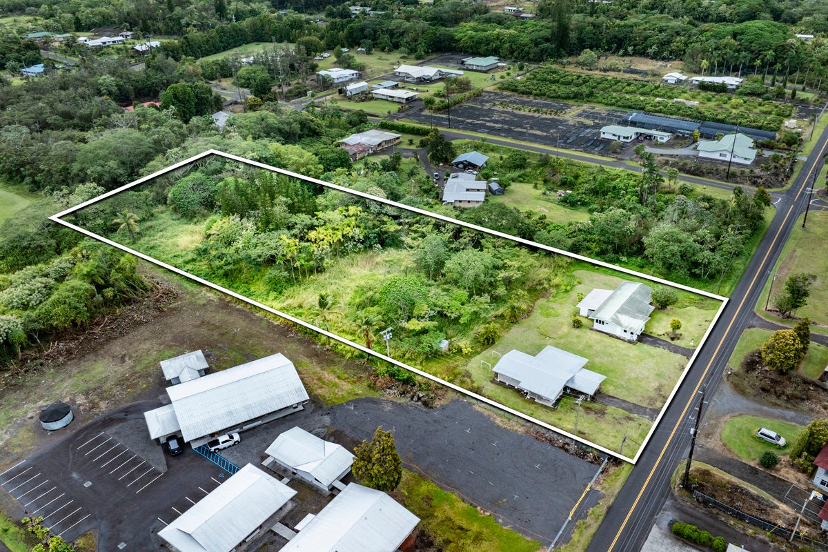 Photo of Listing #726875