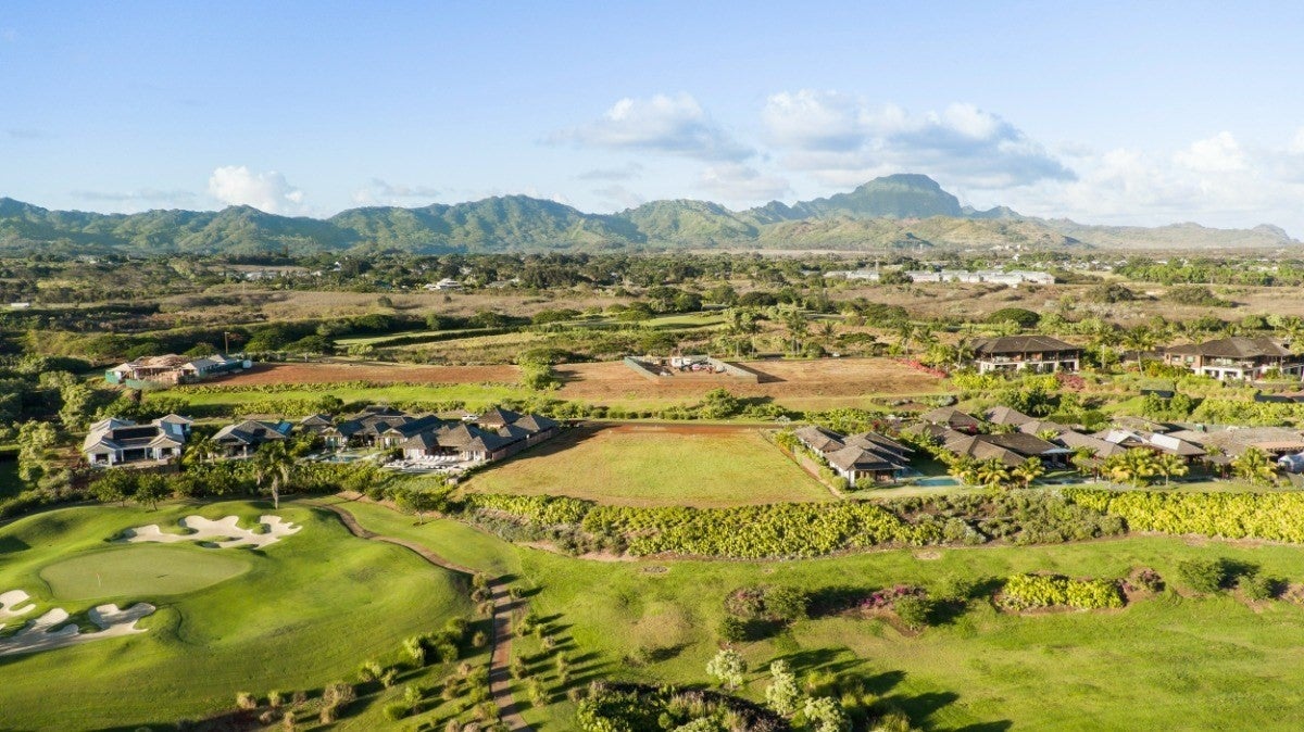 Photo of Listing #715017