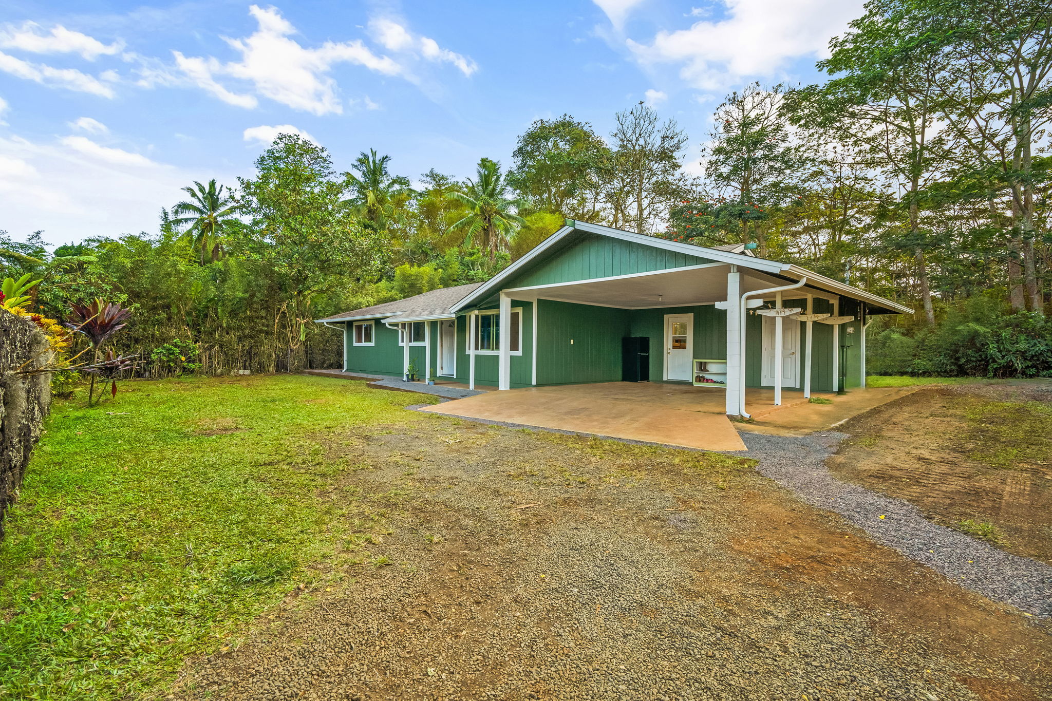 Photo of Listing #713310