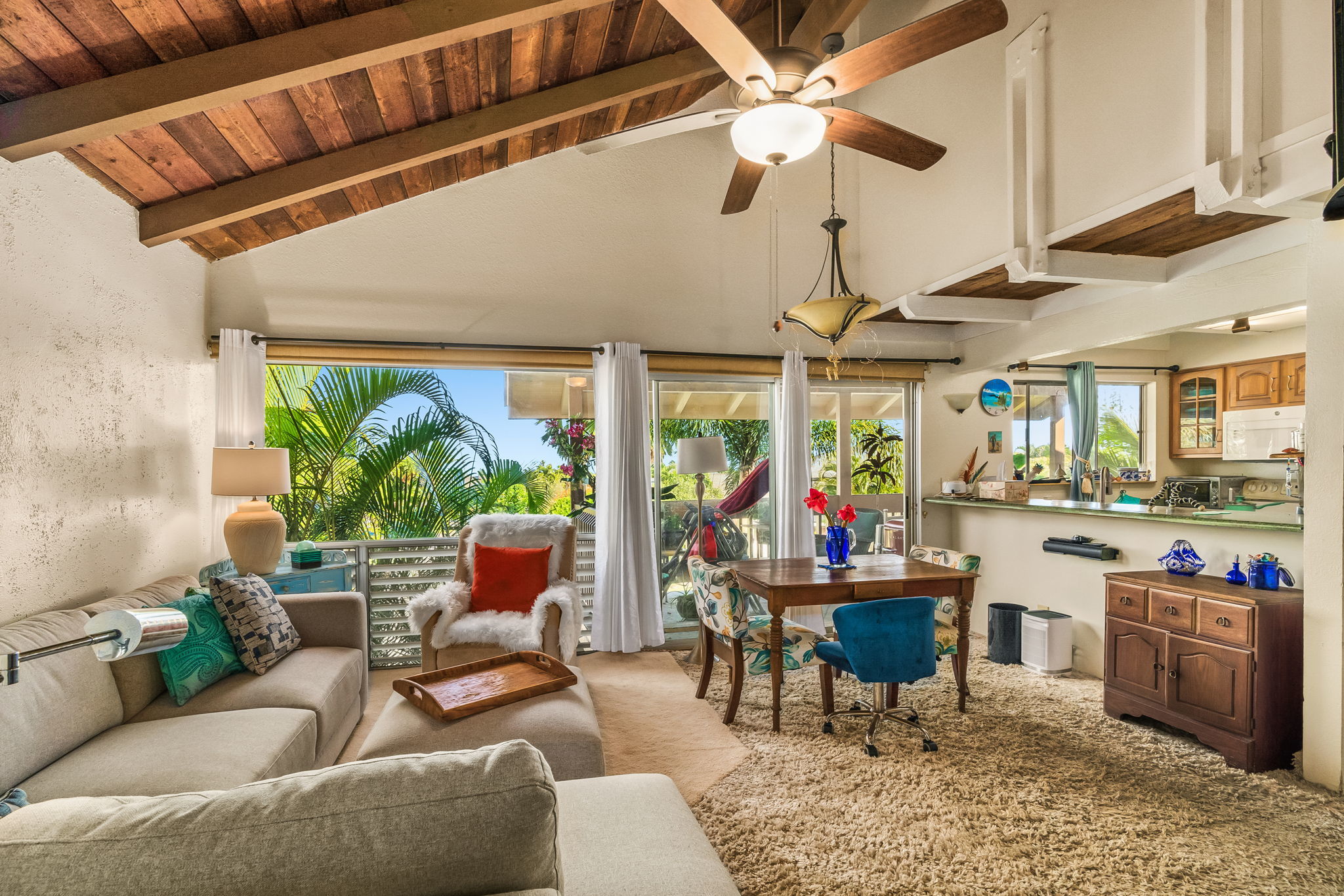 Photo of Listing #714397