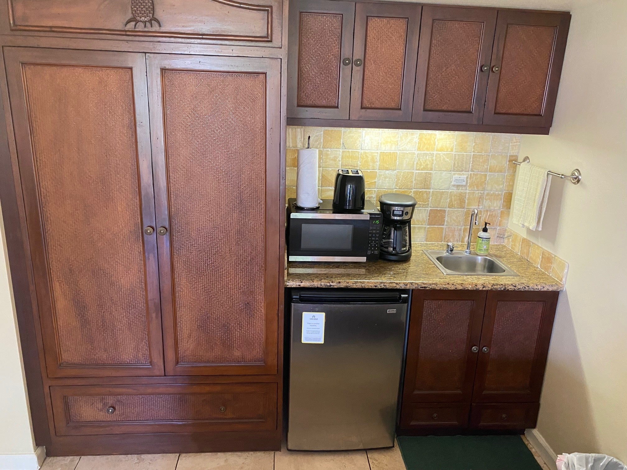 Photo of Listing #715600