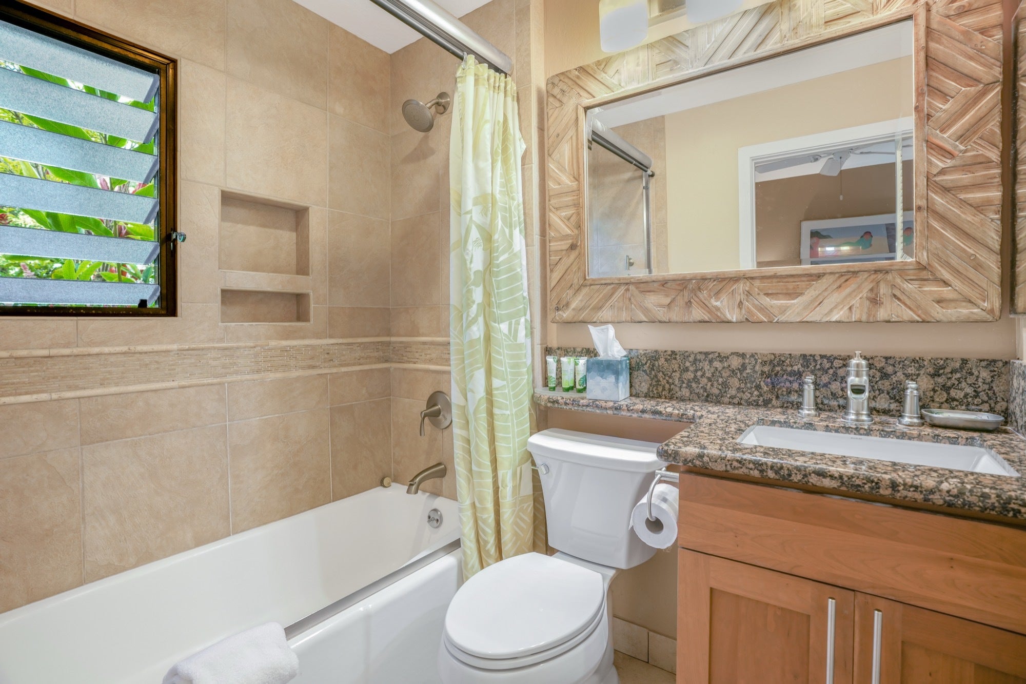 Photo of Listing #715613