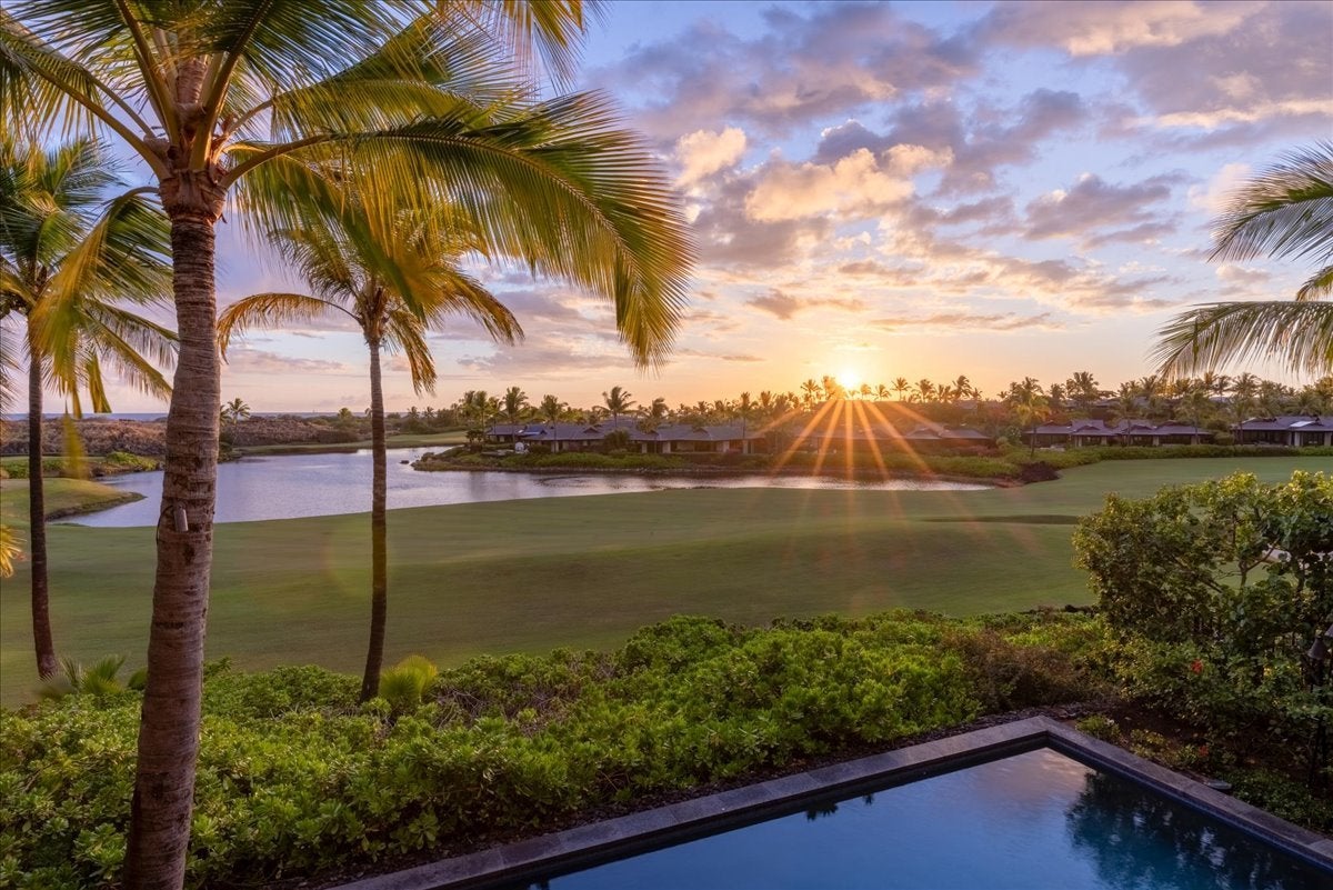 Photo of Listing #717208