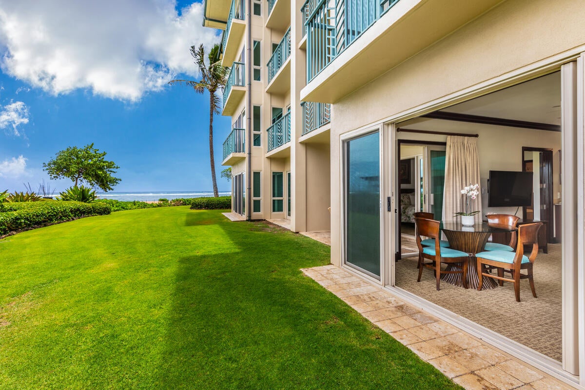 Photo of Listing #717333