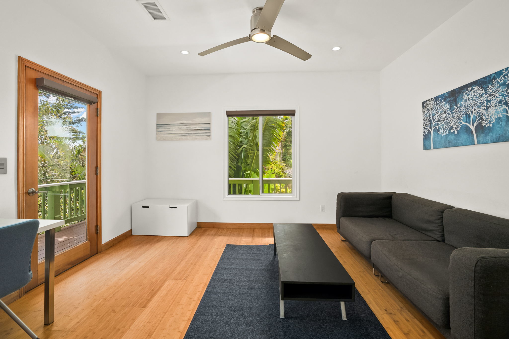 Photo of Listing #719180