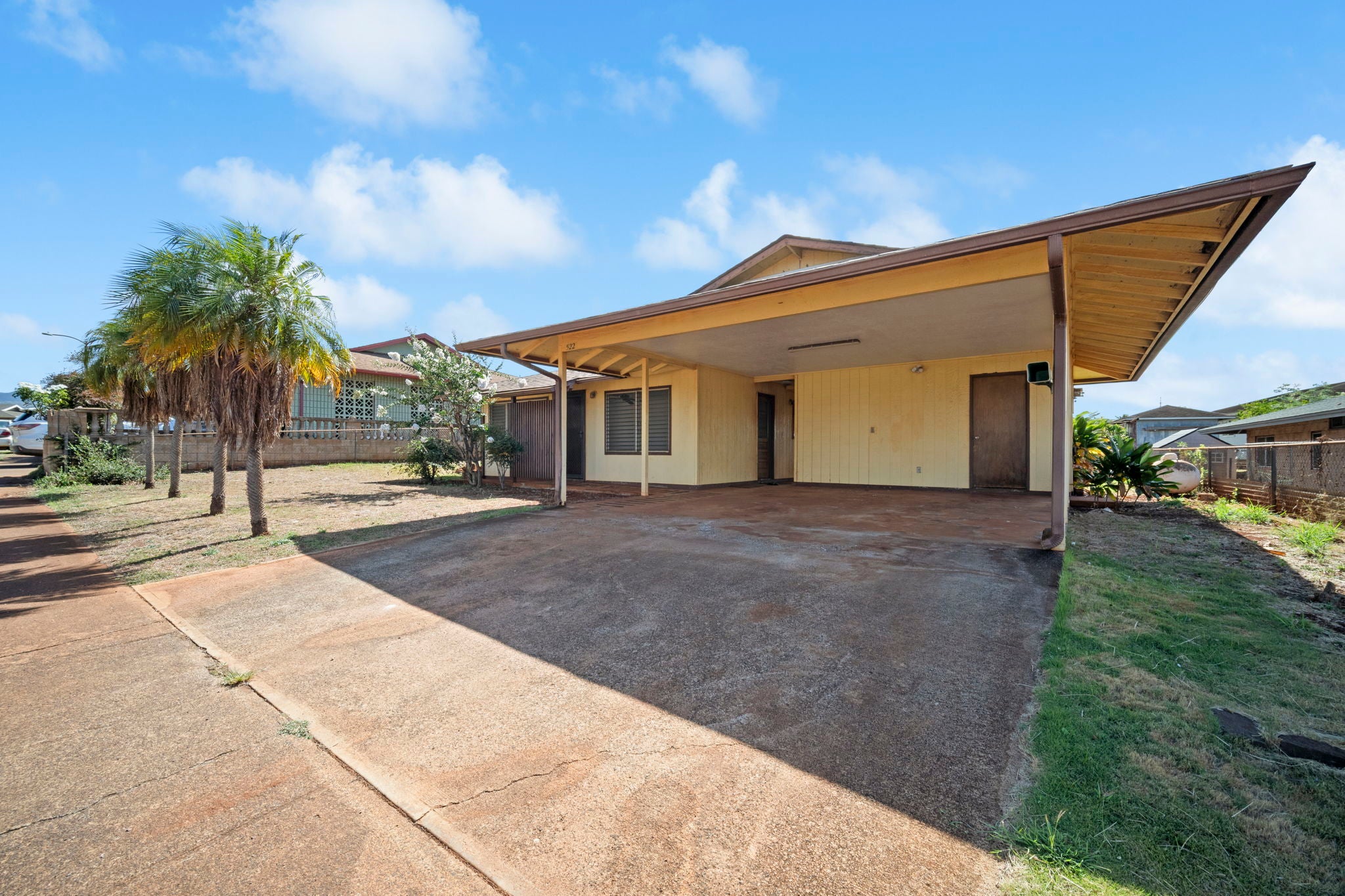 Photo of Listing #720844