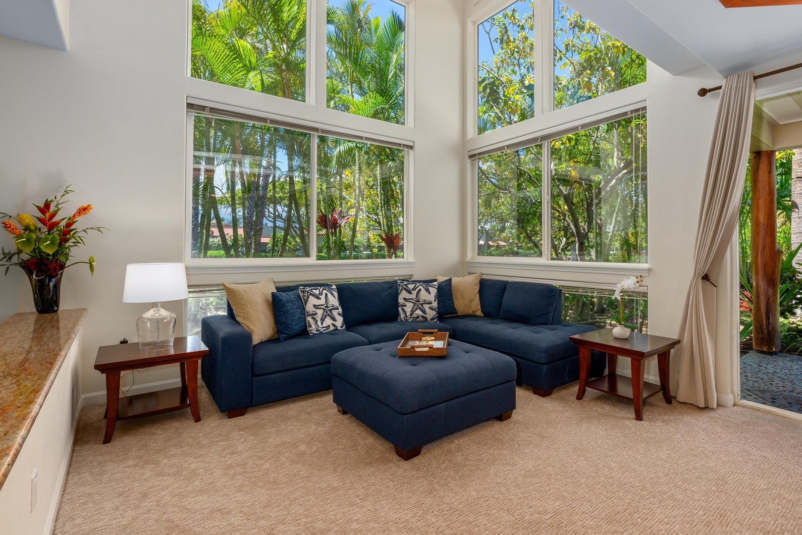 Photo of Listing #721073