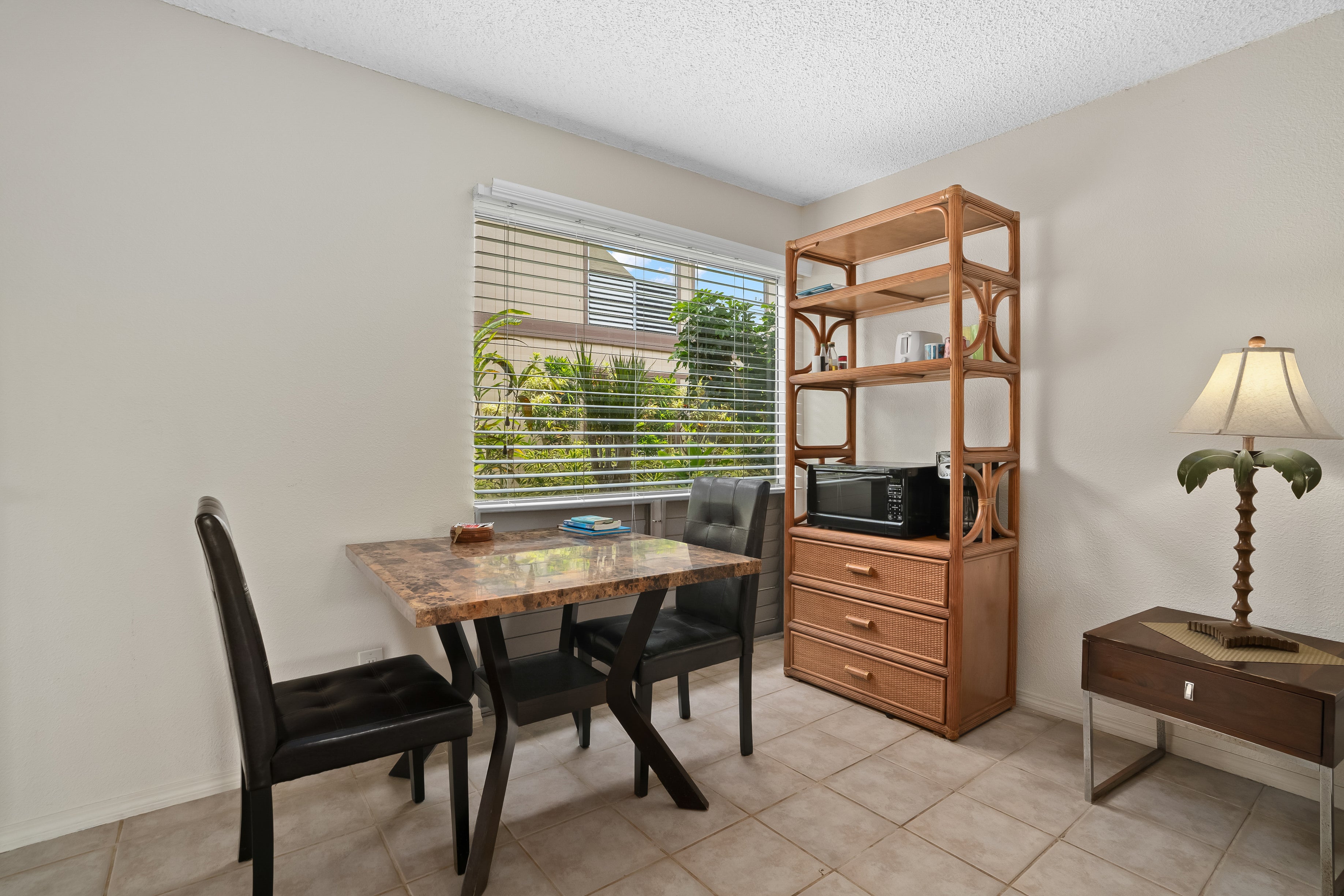 Photo of Listing #721484