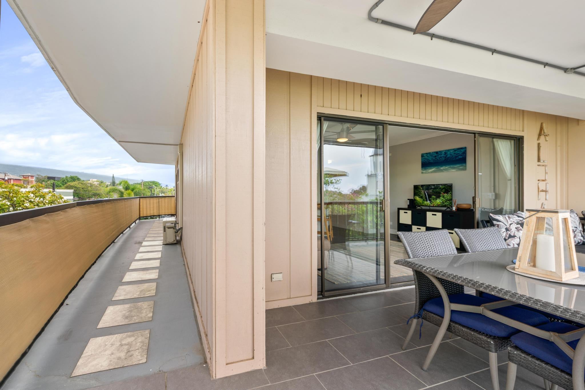 Photo of Listing #721540