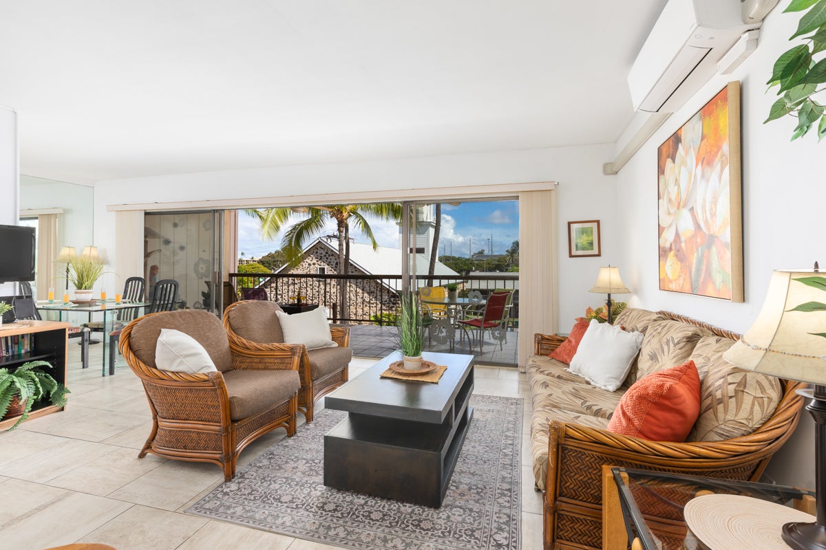 Photo of Listing #722064