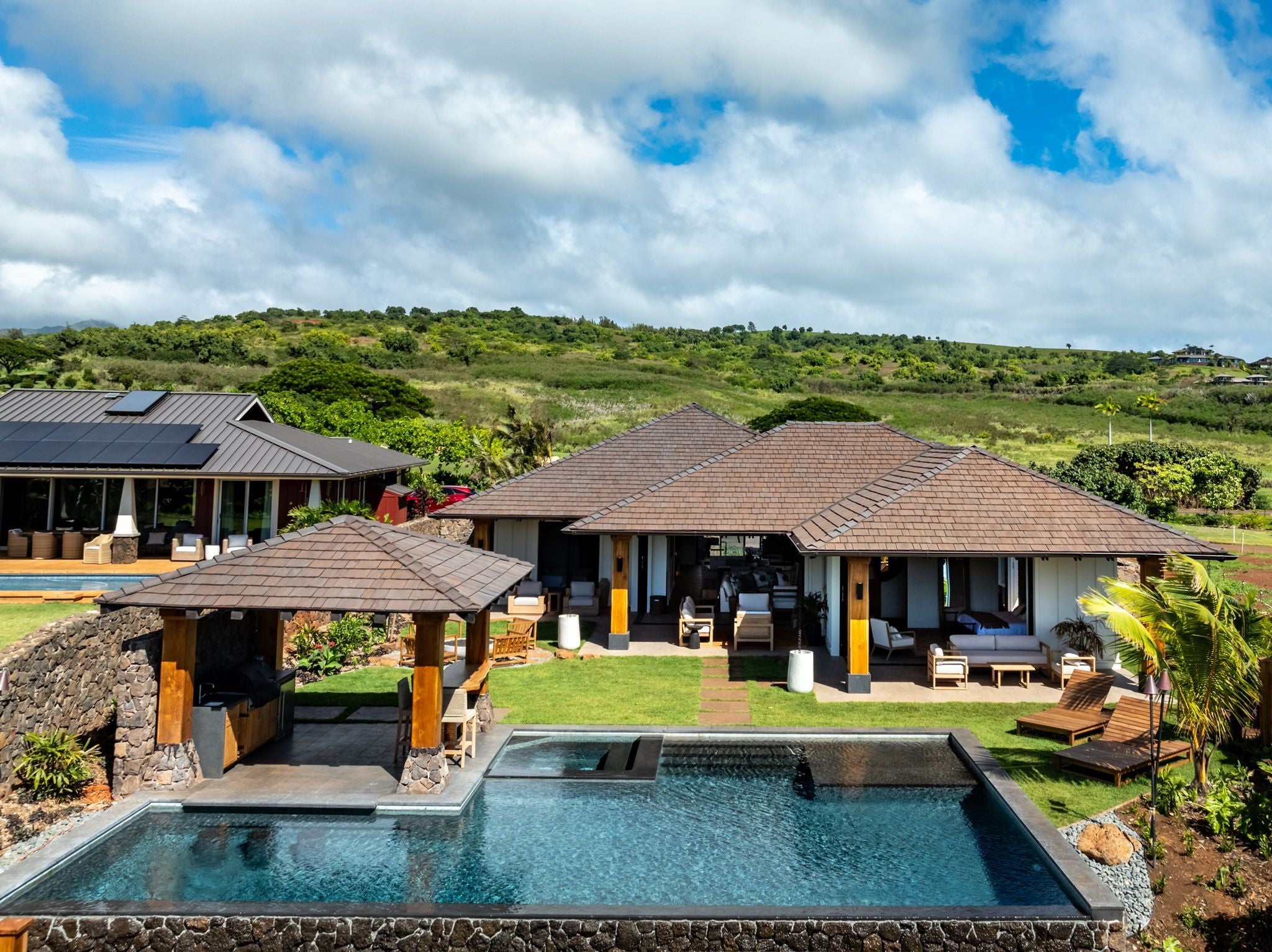 Photo of Listing #722074