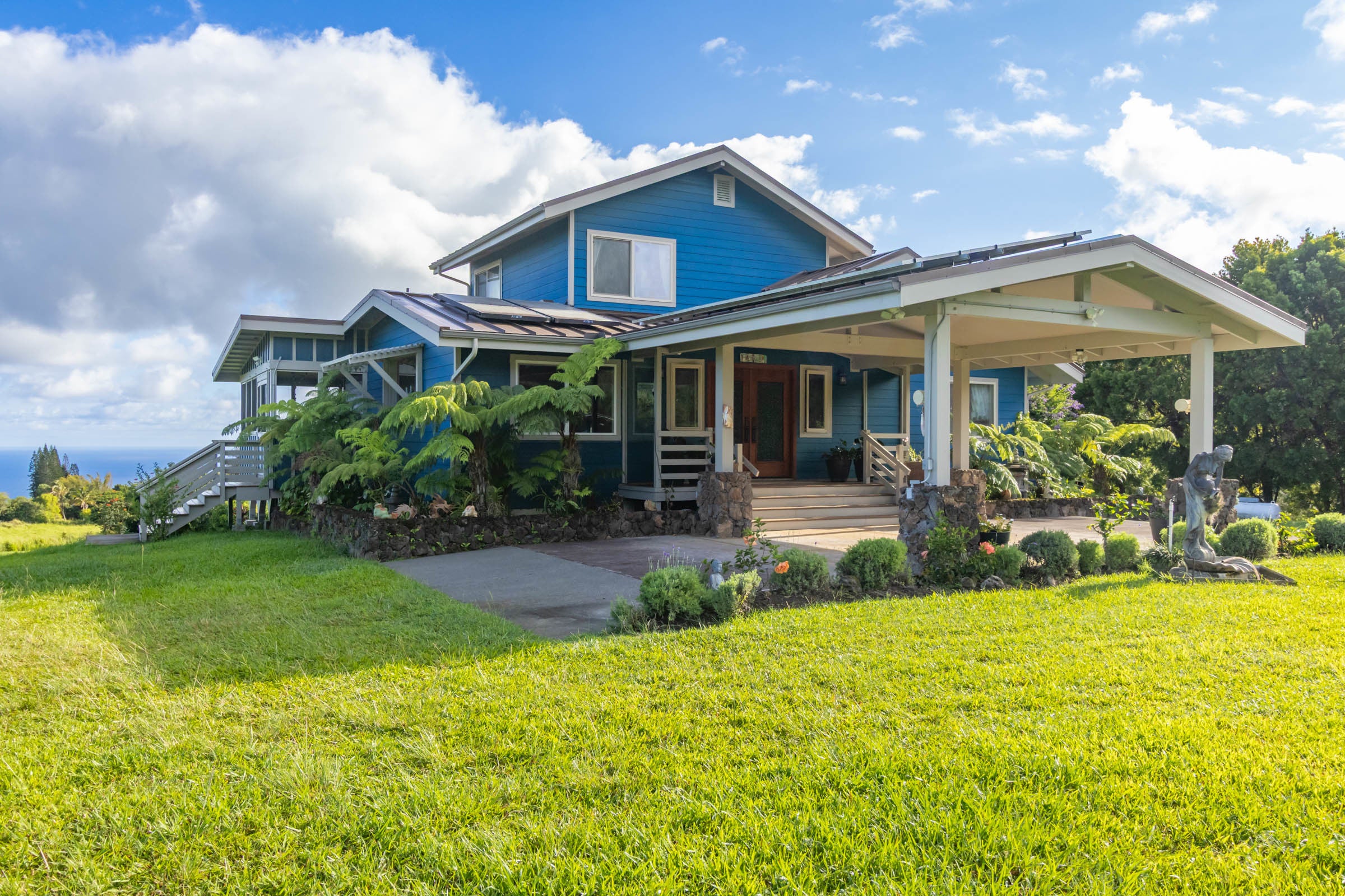 Photo of Listing #722351