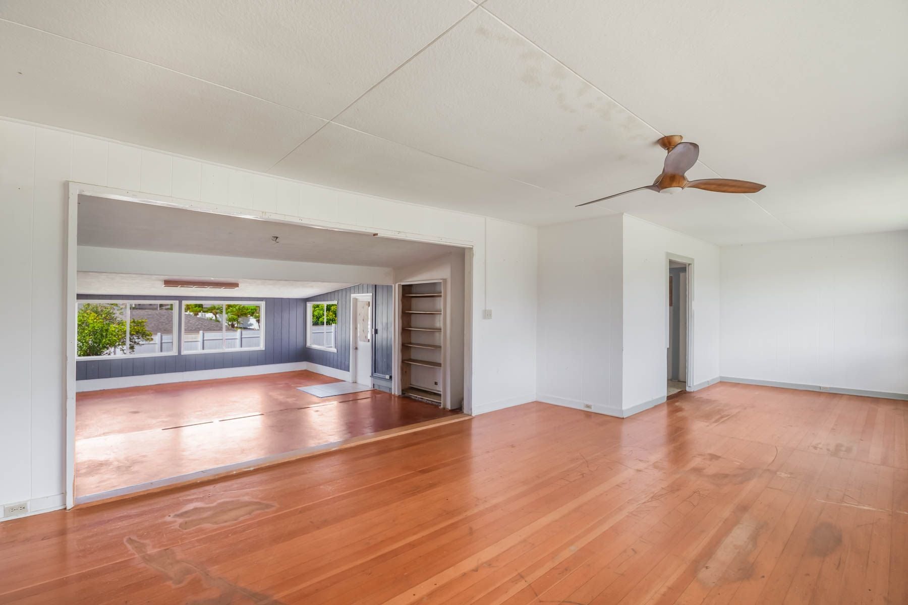 Photo of Listing #722383