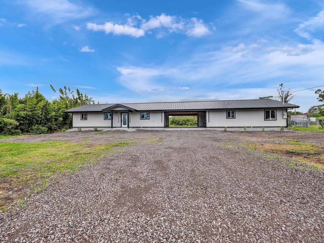 Photo of Listing #723612